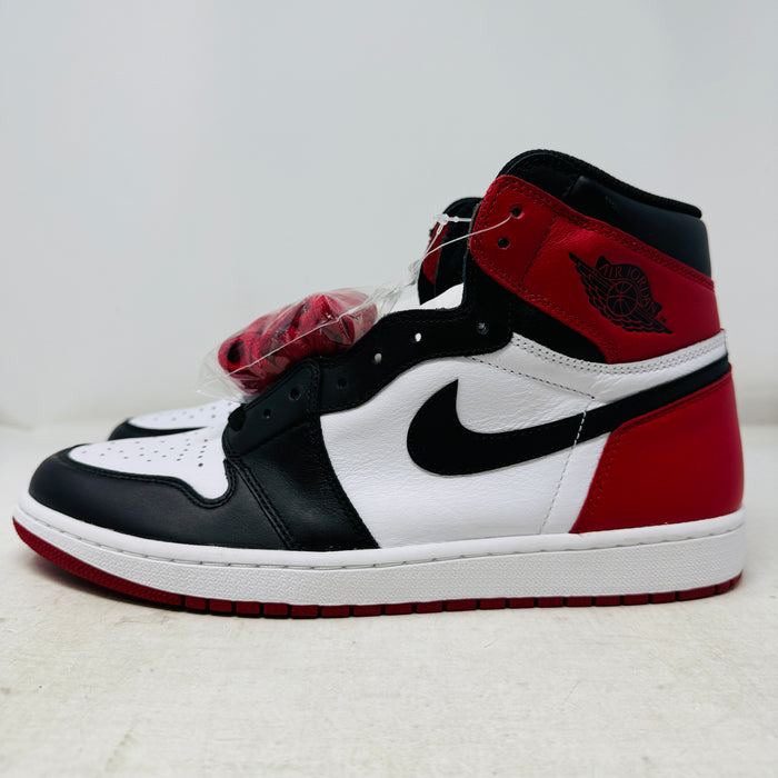 Jordan 1 Retro Black Toe (2016)