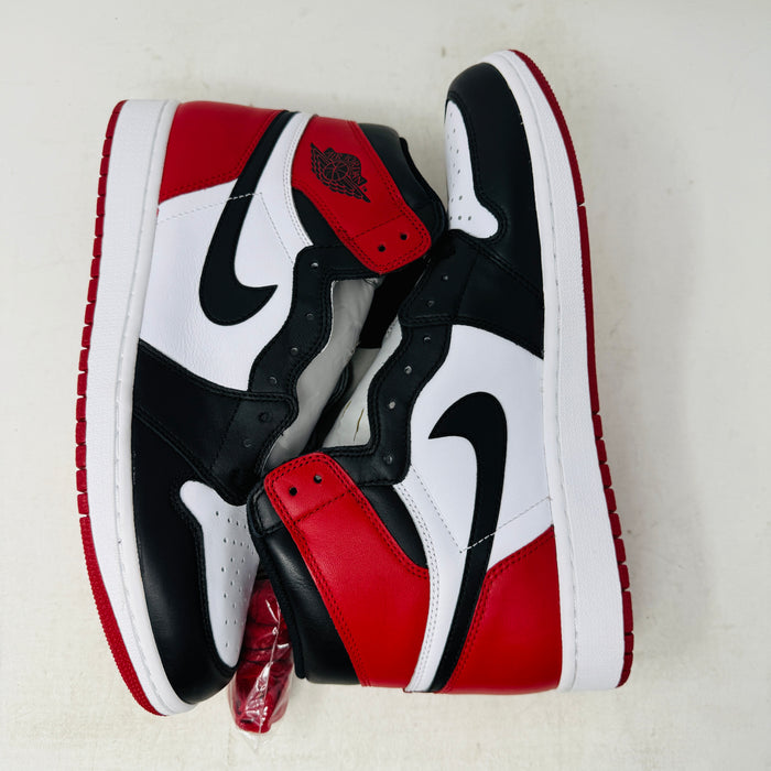 Jordan 1 Retro Black Toe (2016)