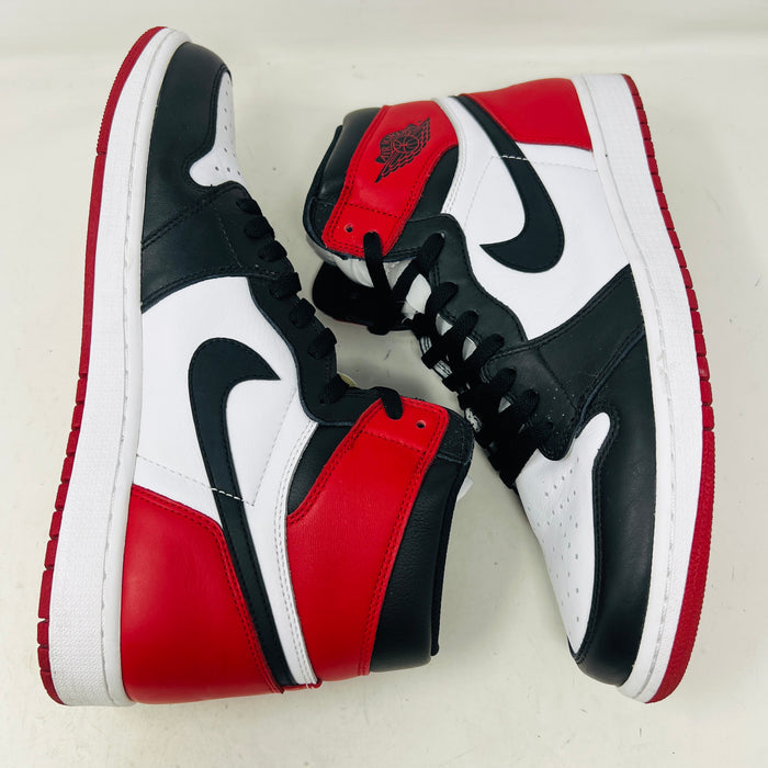Jordan 1 Retro Black Toe (2016)