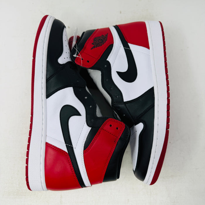 Jordan 1 Retro Black Toe (2016)