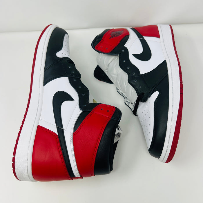 Jordan 1 Retro Black Toe (2016)