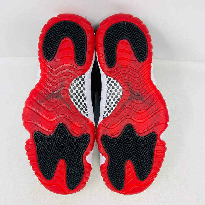 Jordan 11 Retro Playoffs Bred (2019)