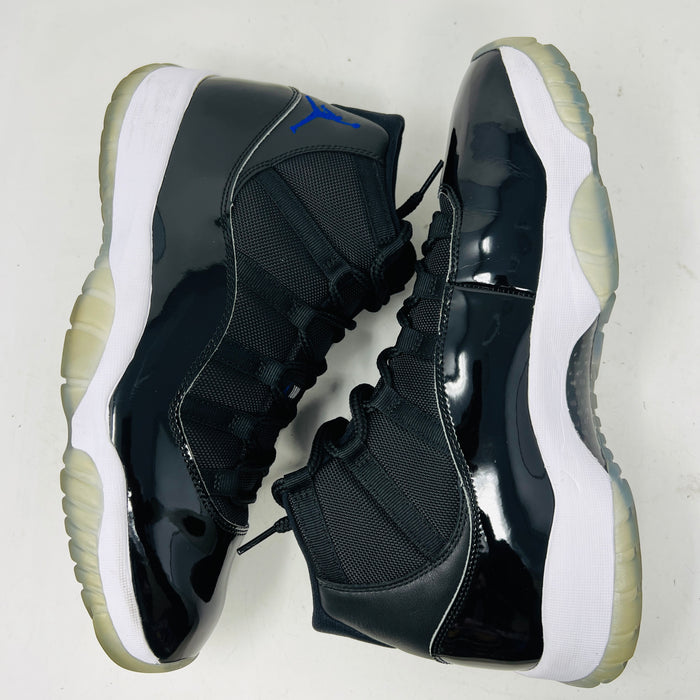 Jordan 11 Retro Space Jam (2016)