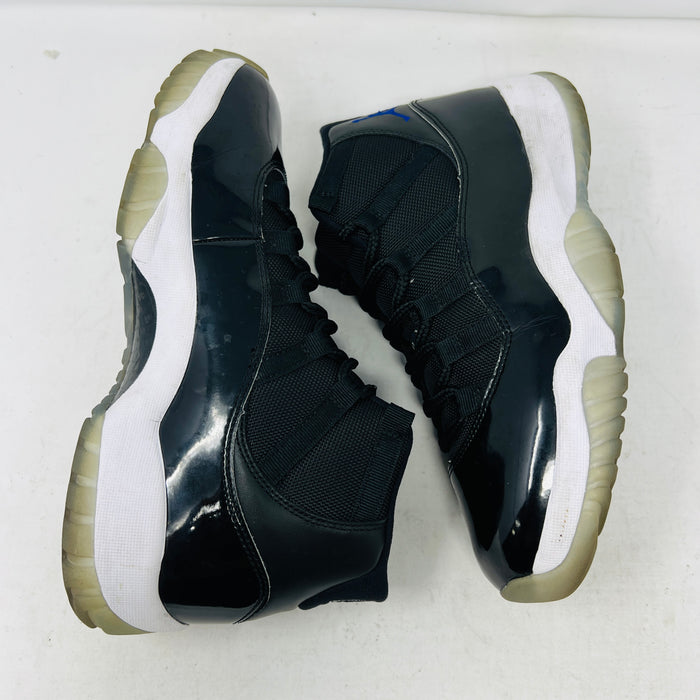 Jordan 11 Retro Space Jam (2016)