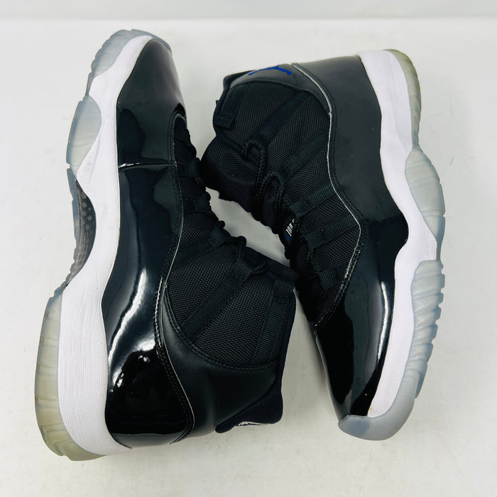 Jordan 11 Retro Space Jam (2016)