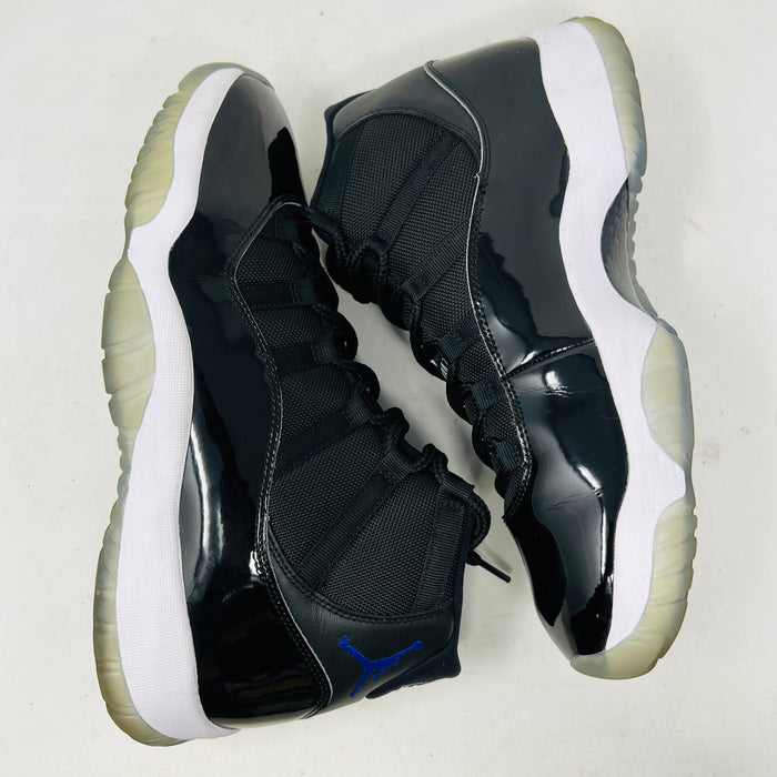 Jordan 11 Retro Space Jam (2016)