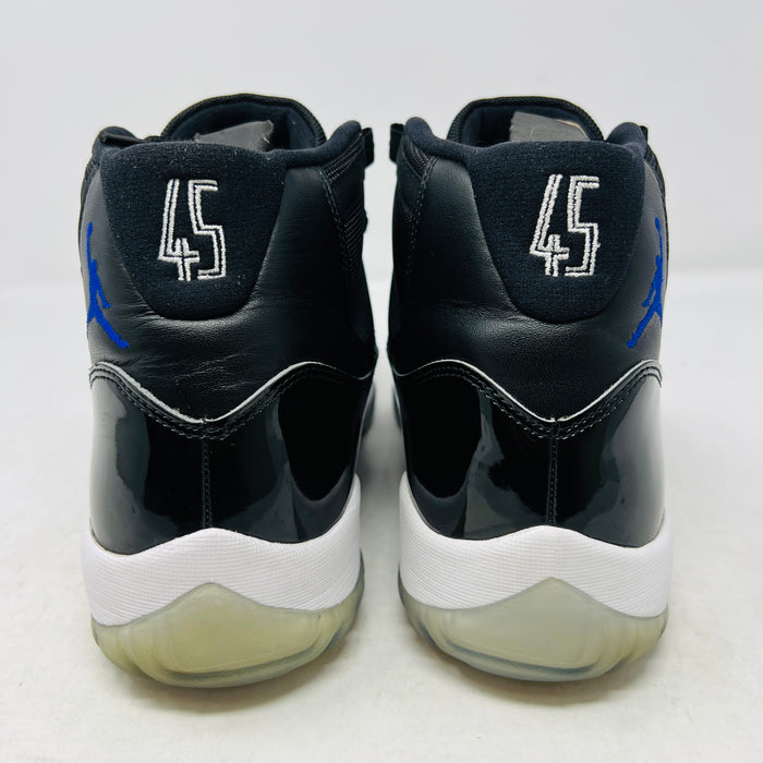 Jordan 11 Retro Space Jam (2016)
