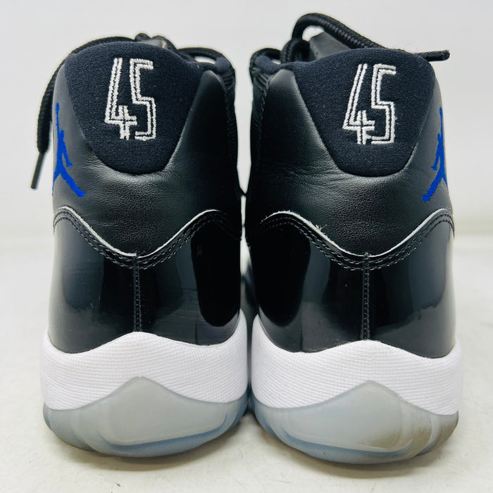 Jordan 11 Retro Space Jam (2016)