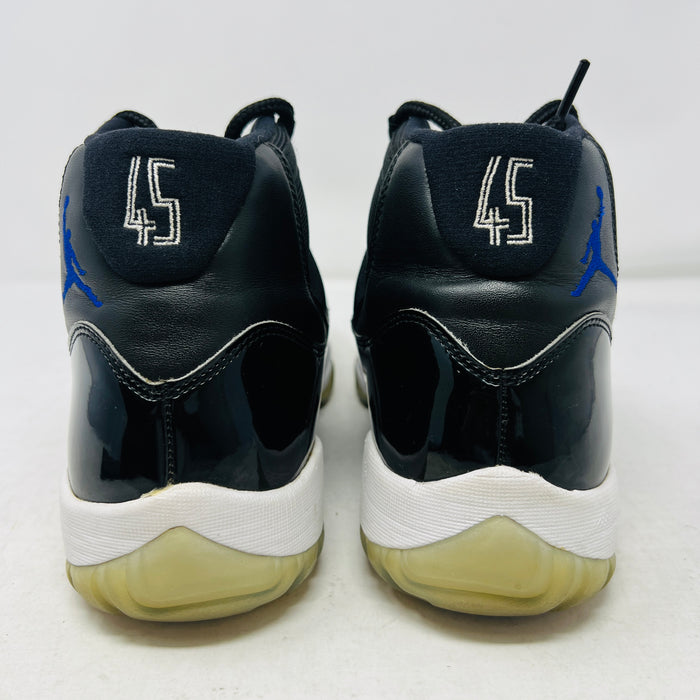 Jordan 11 Retro Space Jam (2016)