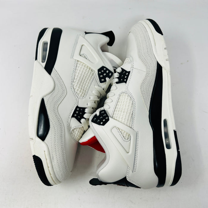 Jordan 4 Retro Flight Club