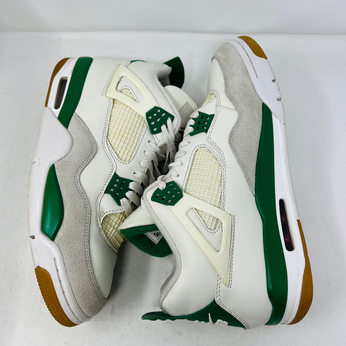 Jordan 4 Retro SB Pine Green