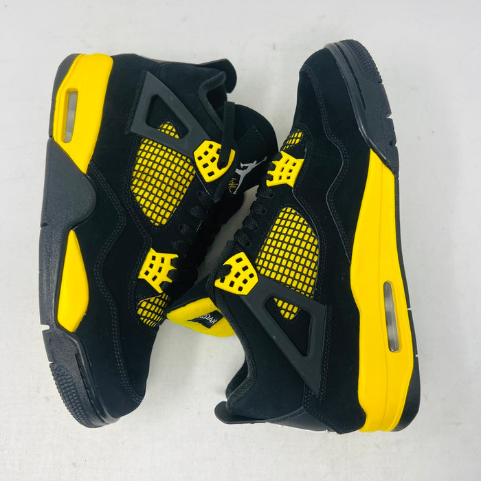 Jordan 4 Retro Thunder (2023)