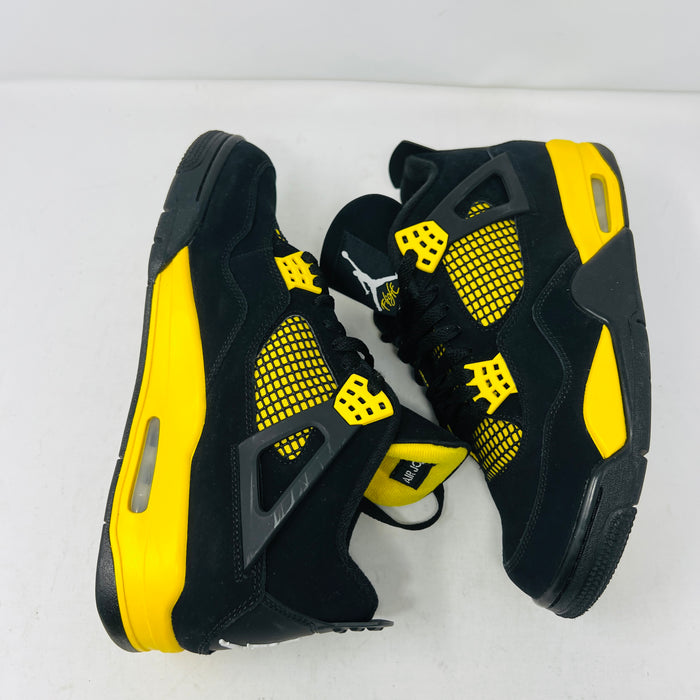 Jordan 4 Retro Thunder (2023)