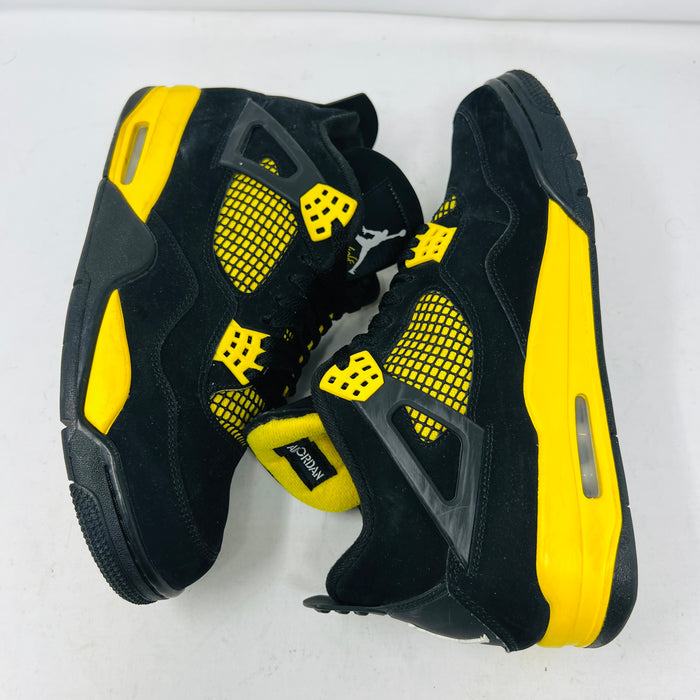 Jordan 4 Retro Thunder (2023)
