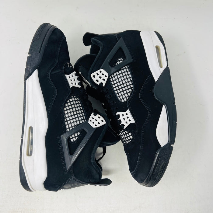 Jordan 4 Retro White Thunder