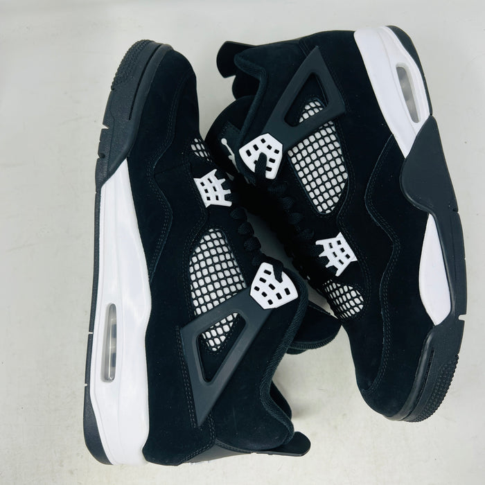 Jordan 4 Retro White Thunder