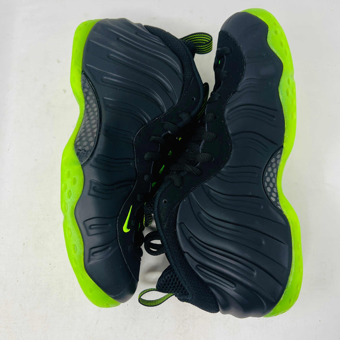 Nike Air Foamposite One Black Volt