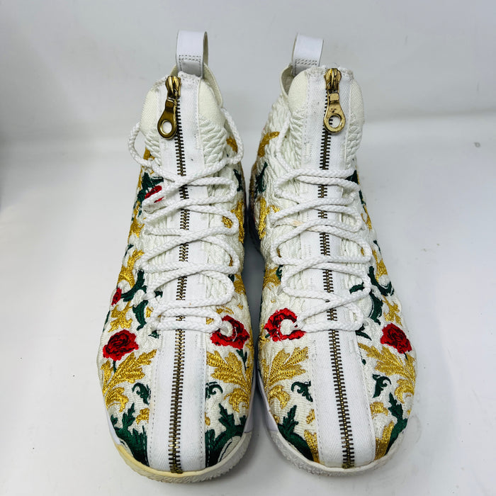 Nike LeBron 15 Performance KITH King's Cloak