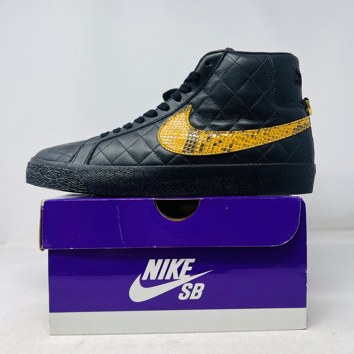 Nike SB Blazer Mid QS Supreme Black