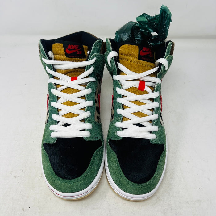 Nike SB Dunk High Dog Walker