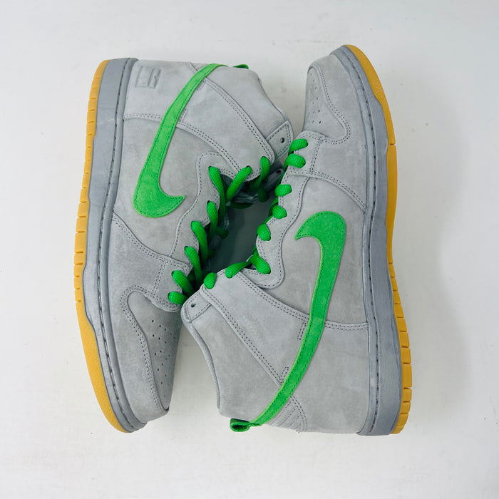 Nike SB Dunk High Silver Box
