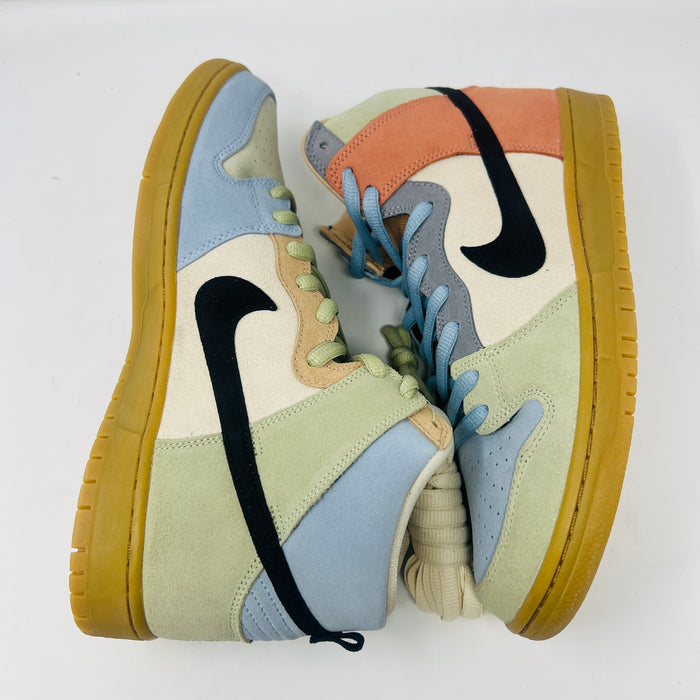Nike SB Dunk High Spectrum