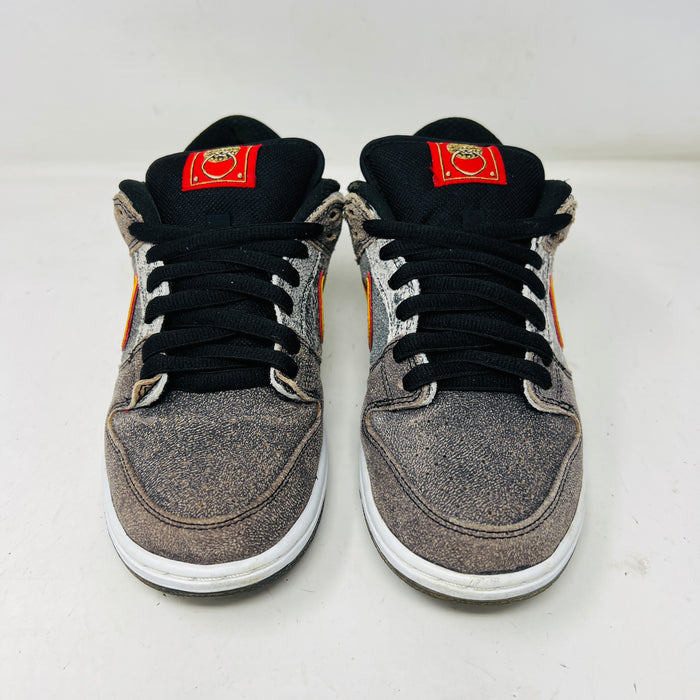 Nike SB Dunk Low Beijing Metallic Gold