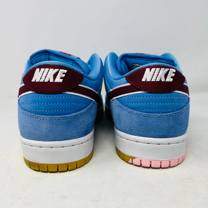 Nike SB Dunk Low Philadelphia Phillies