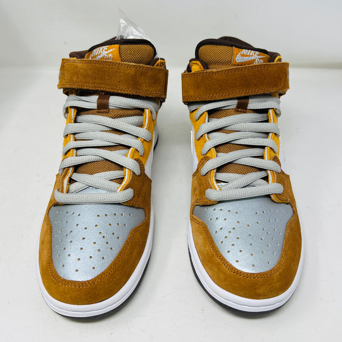 Nike SB Dunk Mid Fender Bass