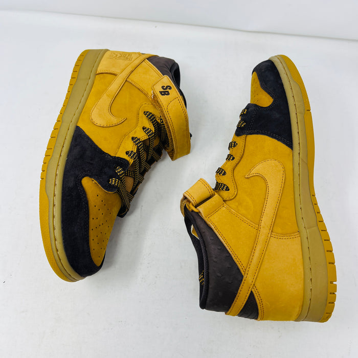 Nike SB Dunk Mid Lewis Marnell