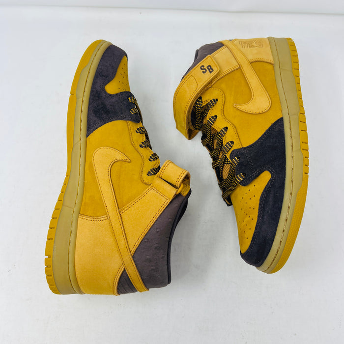 Nike SB Dunk Mid Lewis Marnell