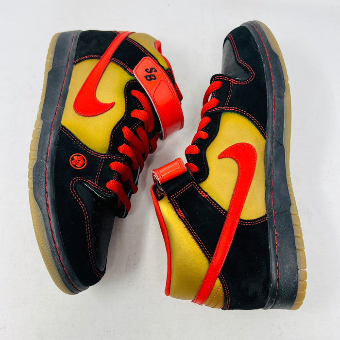 Nike SB Dunk Mid Money Cat