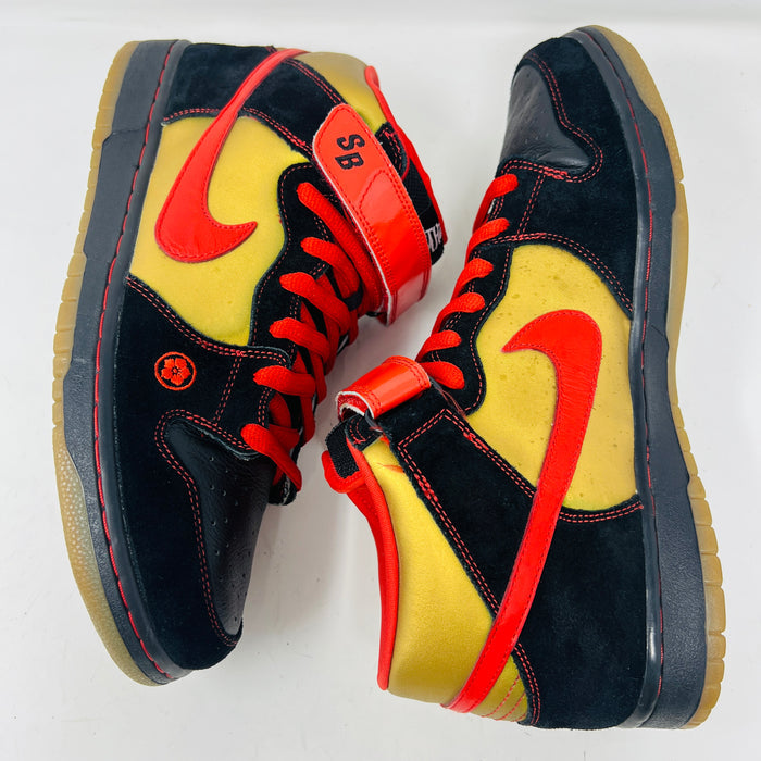 Nike SB Dunk Mid Money Cat
