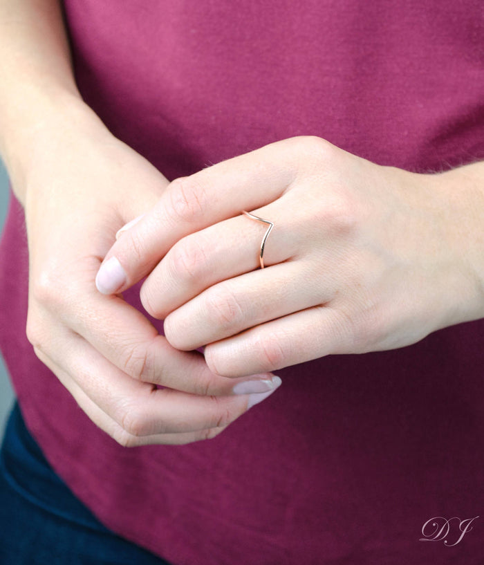 Simple V Shape Dainty Ring