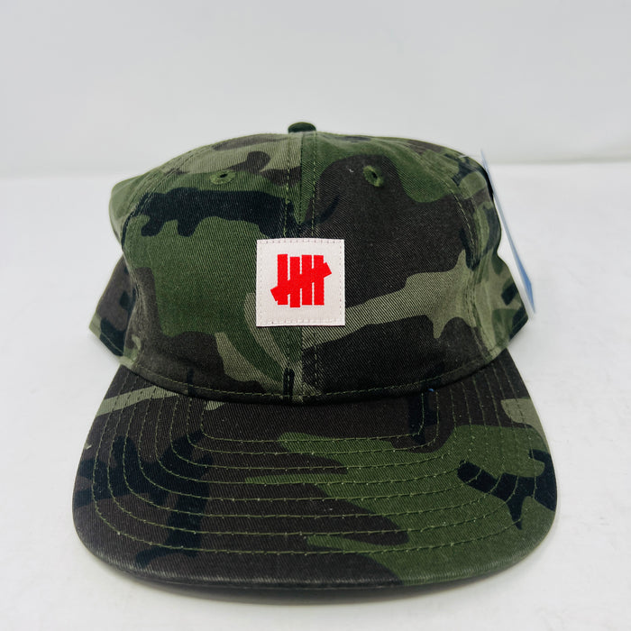 UNDEFEATED Camo Strapback Olive