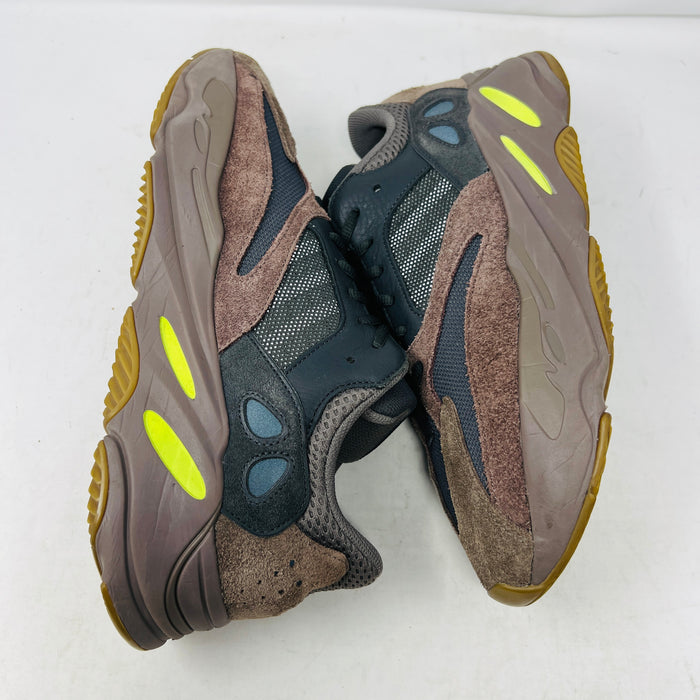 adidas Yeezy Boost 700 Mauve
